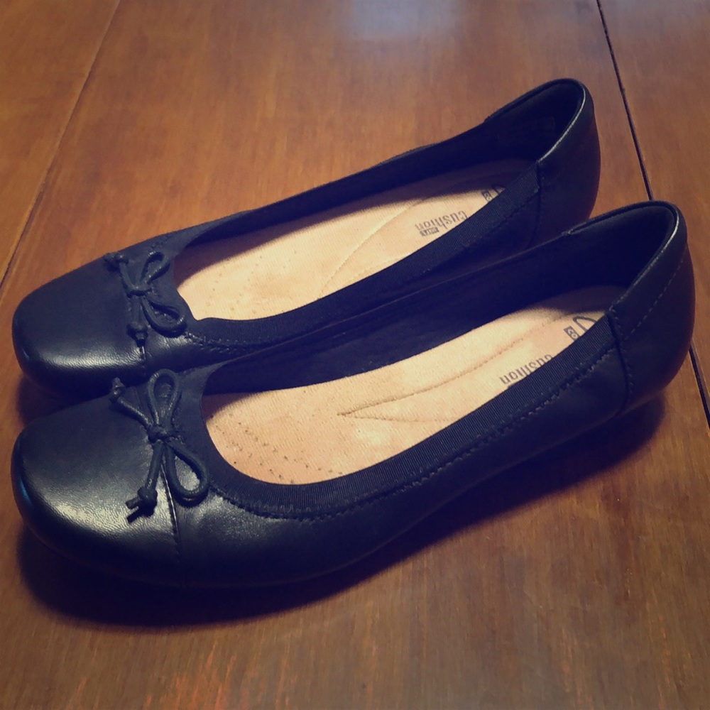 Clarks Collection Women’s 7.5 Black Flats